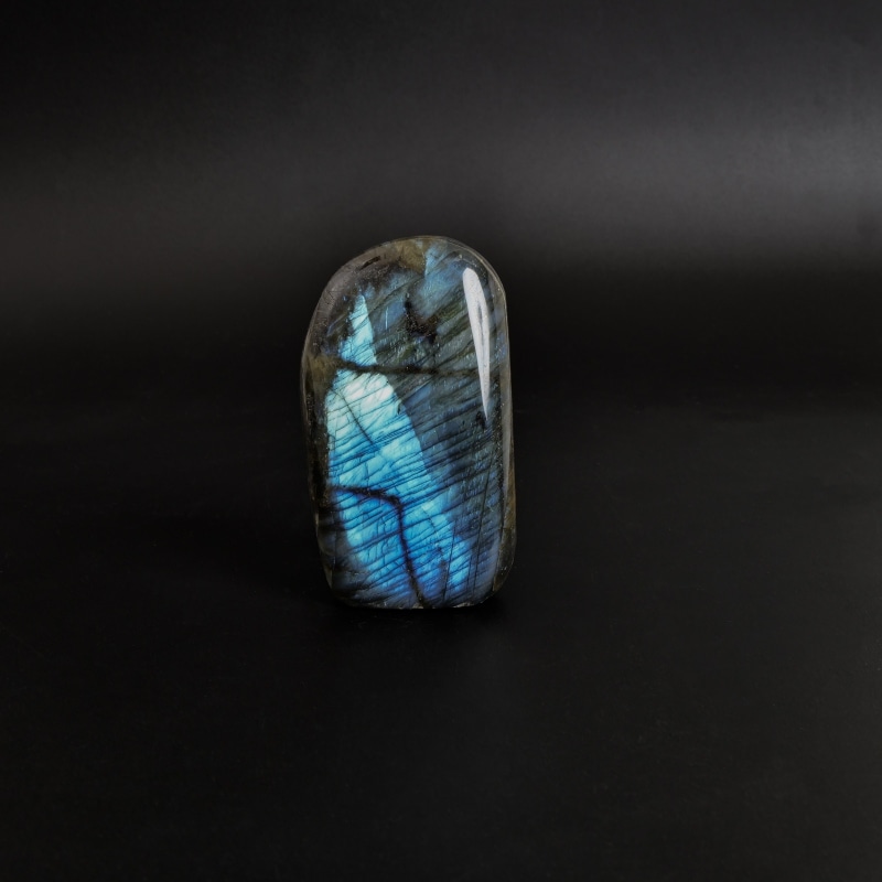 マダガスカル産 ラブラドライト ラフスタンド 【Madagascar