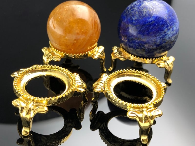 ゴージャスデザイン☆天然石スフィア用台座/ディスプレイ/ゴールド