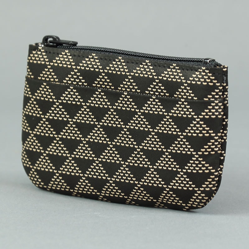 印傳屋・小銭入【波鱗｜黒地×白漆】祭用品専門店浅草絆纒屋ネットショップ