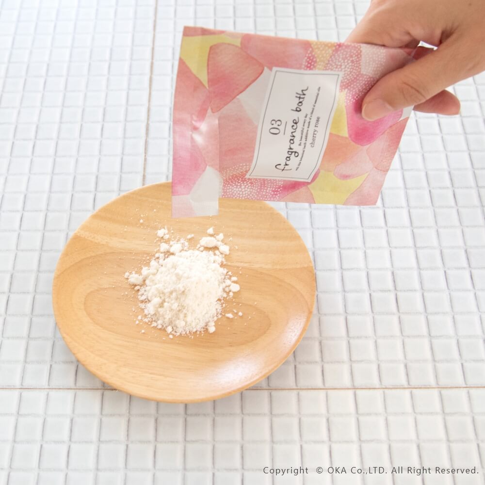 フレグランスバス （ 入浴剤 3種類のフレグランス 30g プチギフト