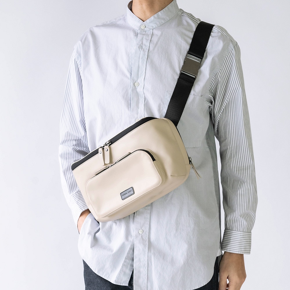 ボディバッグ ショルダーポーチ 8.3インチタブレット LUCAS BEIGE