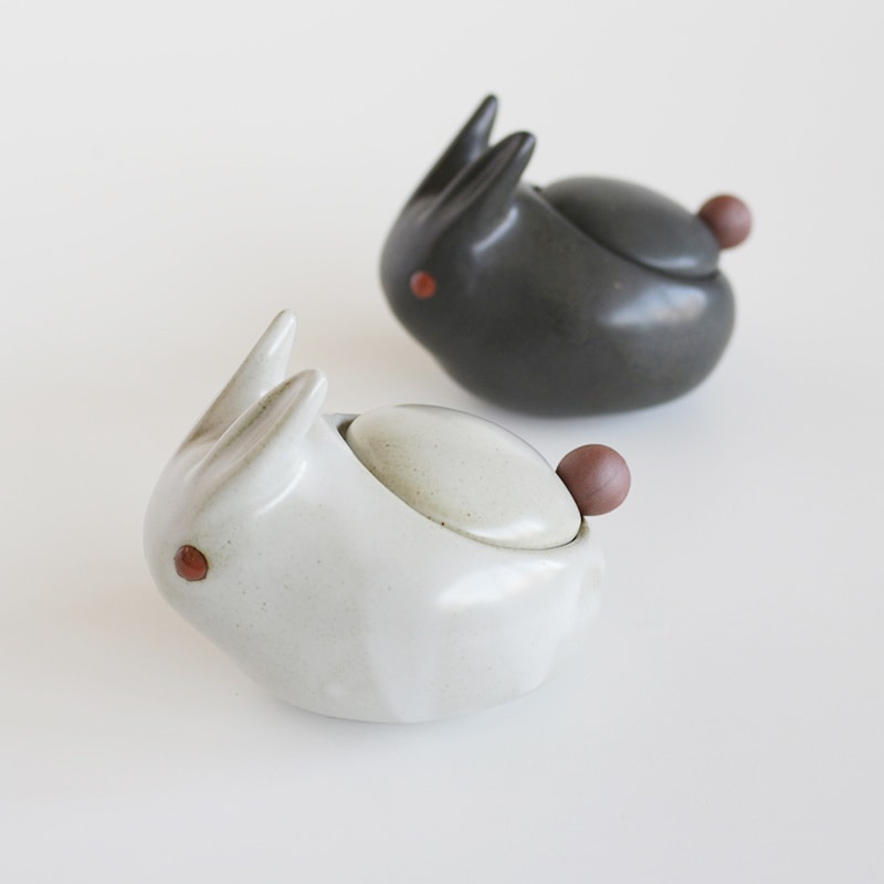 うさぎポット 全2色 | 暮らし,インテリア | MEISTERHAND by IBUKI