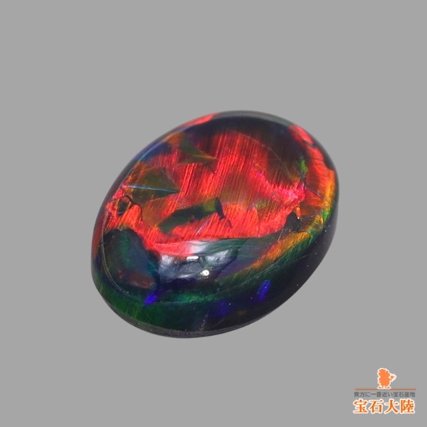 天然ブラックオパール 0.56ct 【レッドオンブラック】赤斑 黒生地