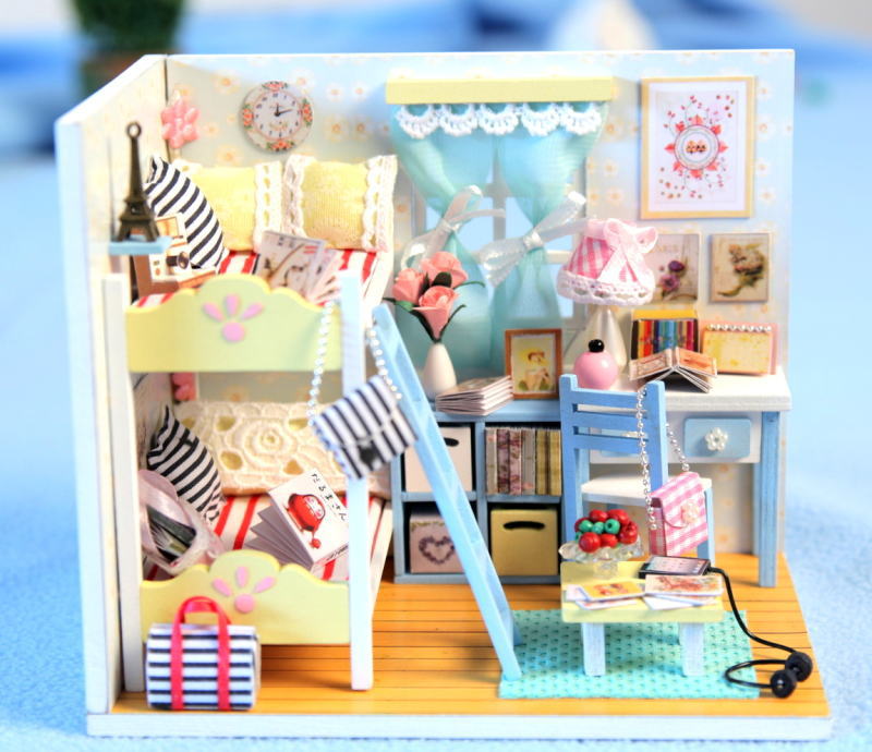 ミニチュアキット 子供の頃の思い出 [D014] ドールハウス 組み立てDIY