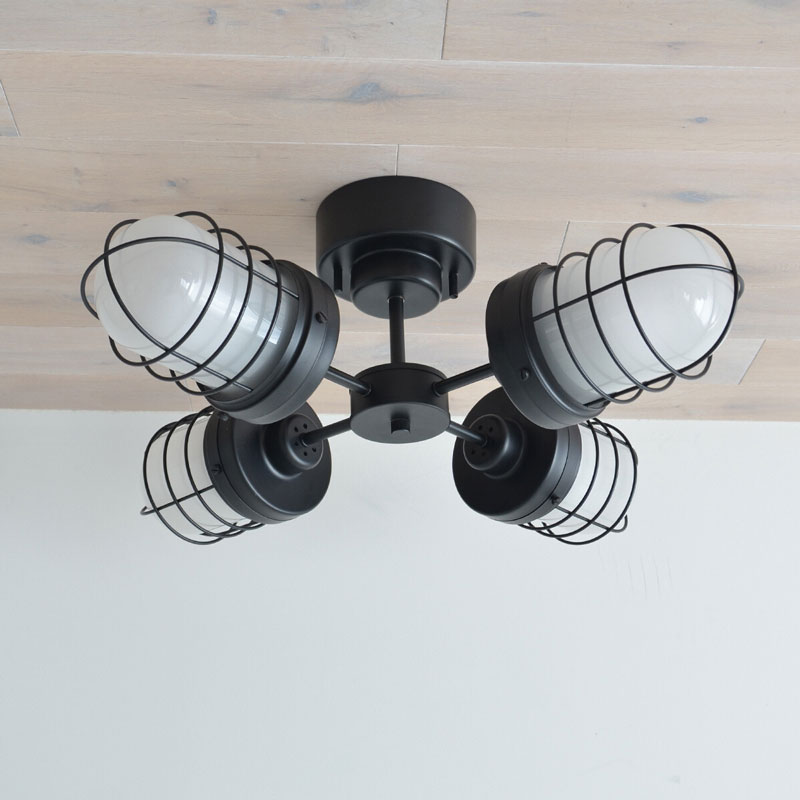 インダストリアルな雰囲気の4灯シーリングライト | インテリア・家具の