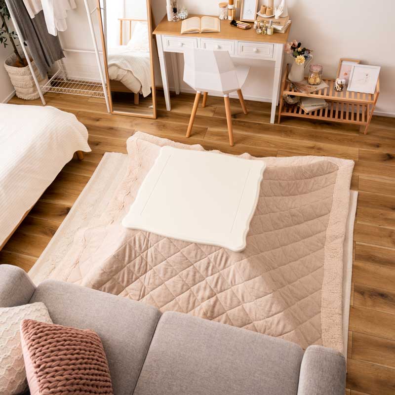 猫脚コタツ｜姫系シャビーな白い優雅さ｜一人暮らしに最適