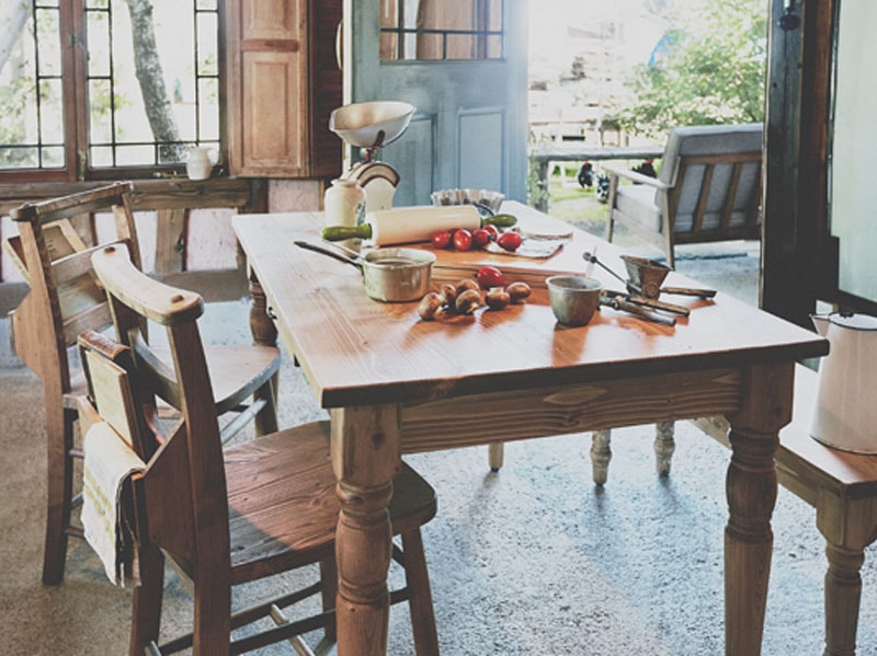 フレンチカントリーなダイニングテーブル｜120cm | インテリア・家具の