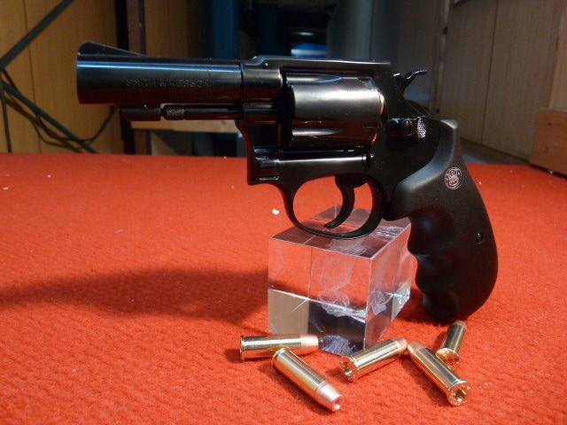 店内全品5％OFFクーポン】コクサイモデルガンS&W・M36チーフスペシャル