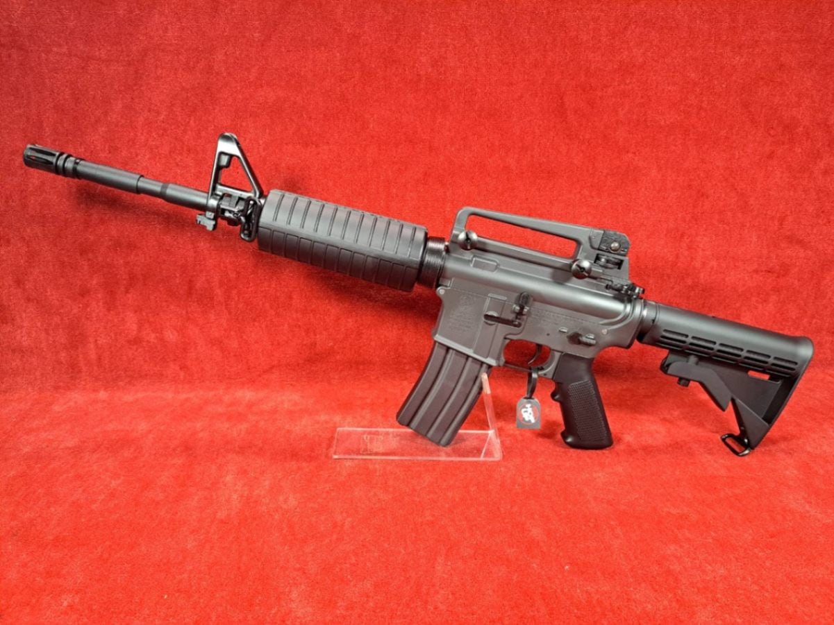 東京マルイ 18歳以上用電動ガン M4A1カービン スタンダードタイプ
