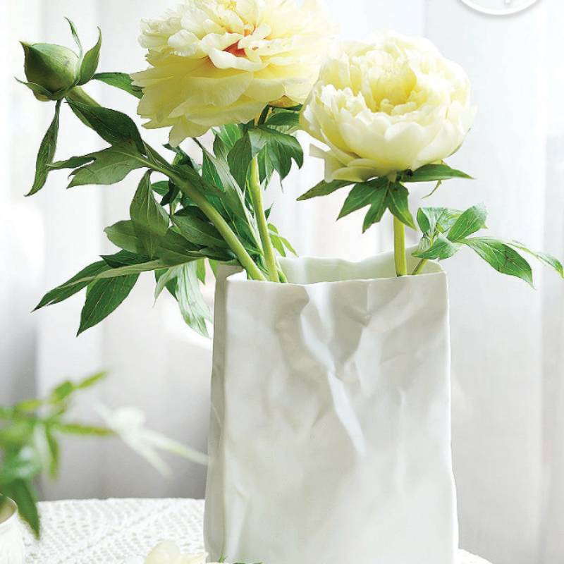 VeroMan 花瓶 一輪挿し 紙袋風 くしゃくしゃ 花 フラワーベース 陶器