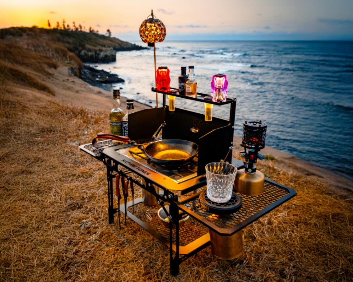 THE CURTIS TABLE:アウトドアテーブル:Naturetones(ネイチャートーンズ)