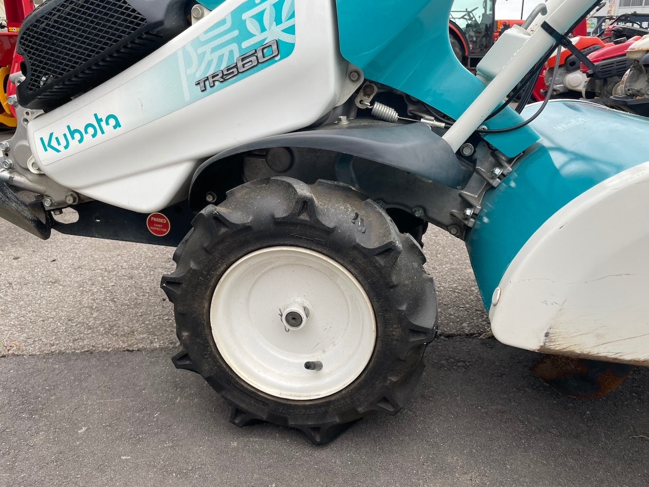 クボタ 管理機 TRS60 機体寸法:1515×620×1070(mm) 出力6.2ps 使用燃料