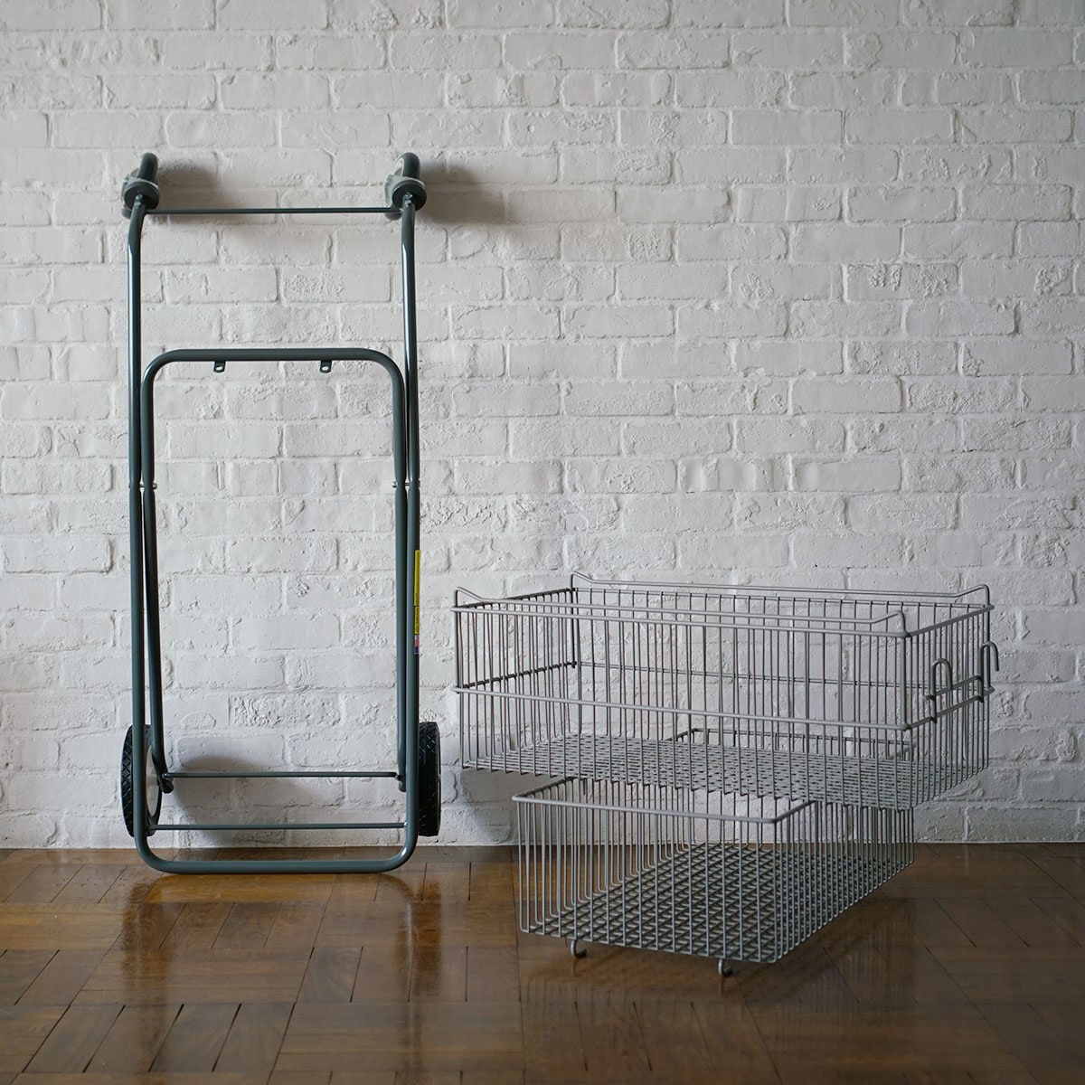 DELUXE UTILITY CART | Metal Products,Laundry cart | | P.F.S.