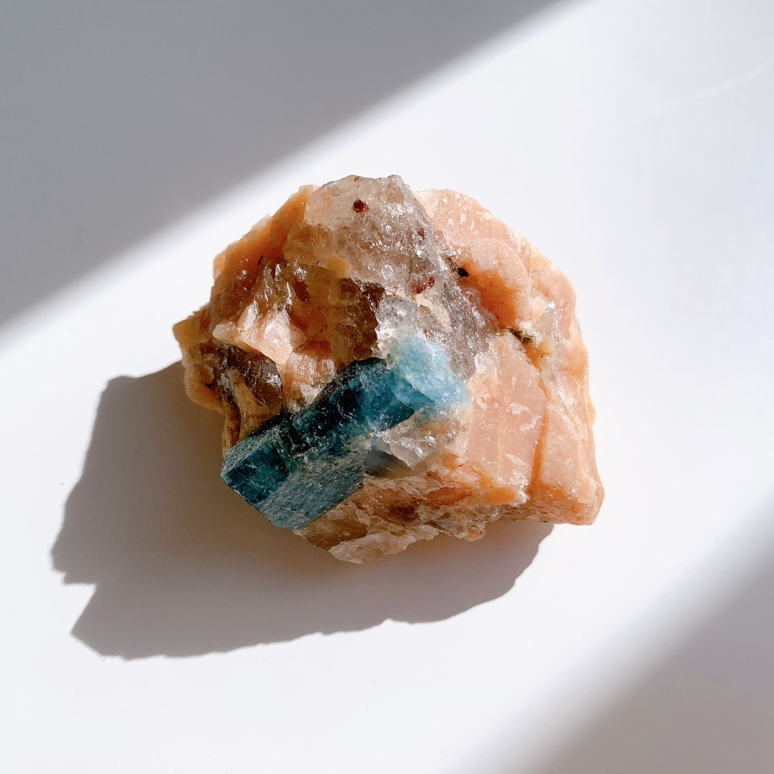 アクアマリン 原石 母岩付き | 原石 | Crystals by Purely