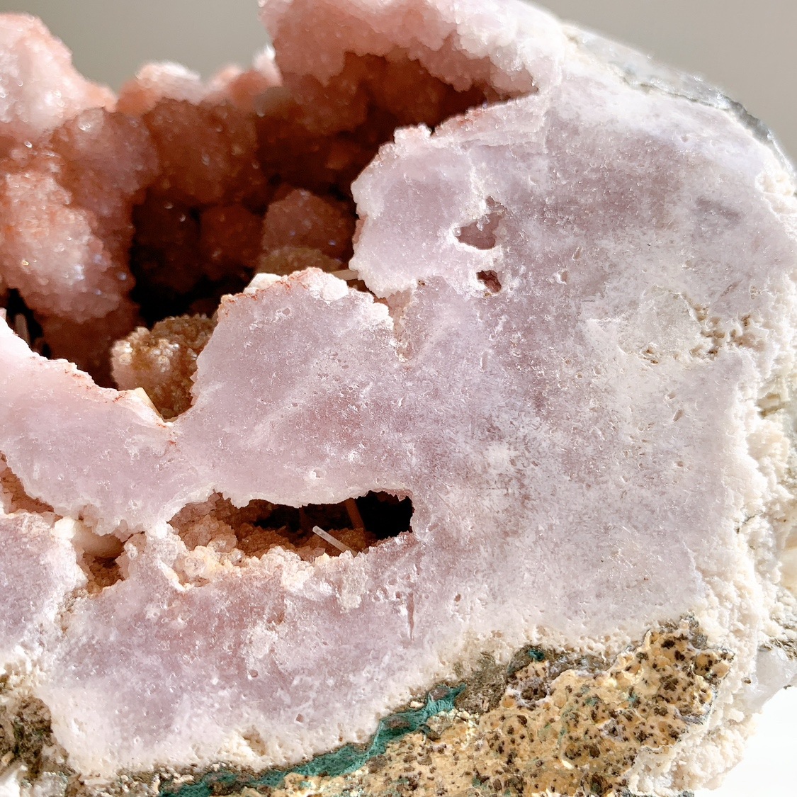 ローズ（ピンク）アメジスト 原石 大 | 原石 | Crystals by Purely