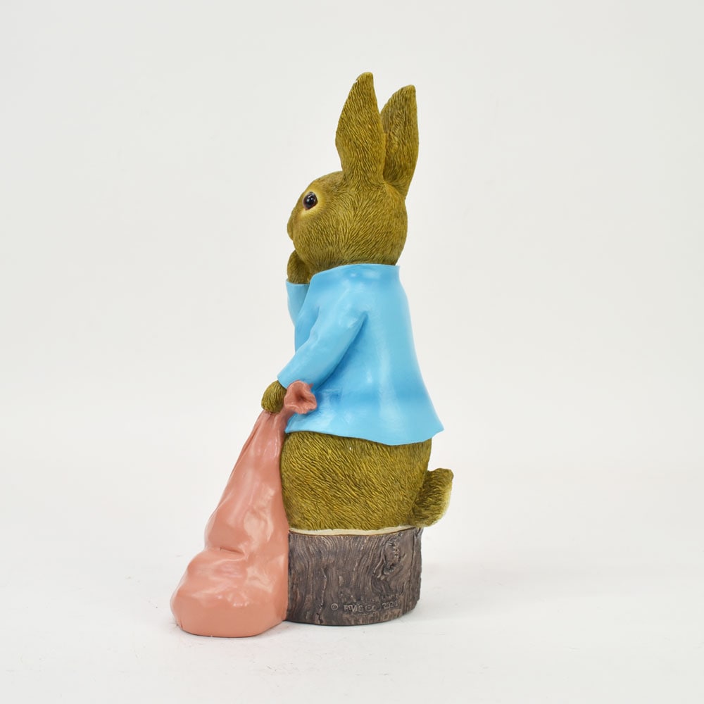 スカーフを持つ ピーターラビット ガーデンオブジェ 庭 置物