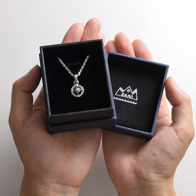 10月誕生石トルマリン ラウンド ペンダント/サンシンボル/アラベスク