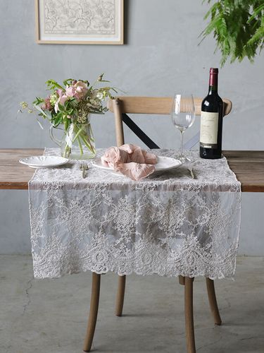 サラグレースの「ここにしかない」インテリア。フレンチ＆ヨーロピアン