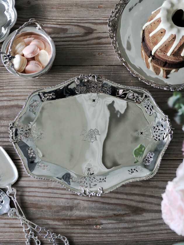 Royal Family ロイヤルファミリー シルバートレーDina 飾り皿 小物入れ