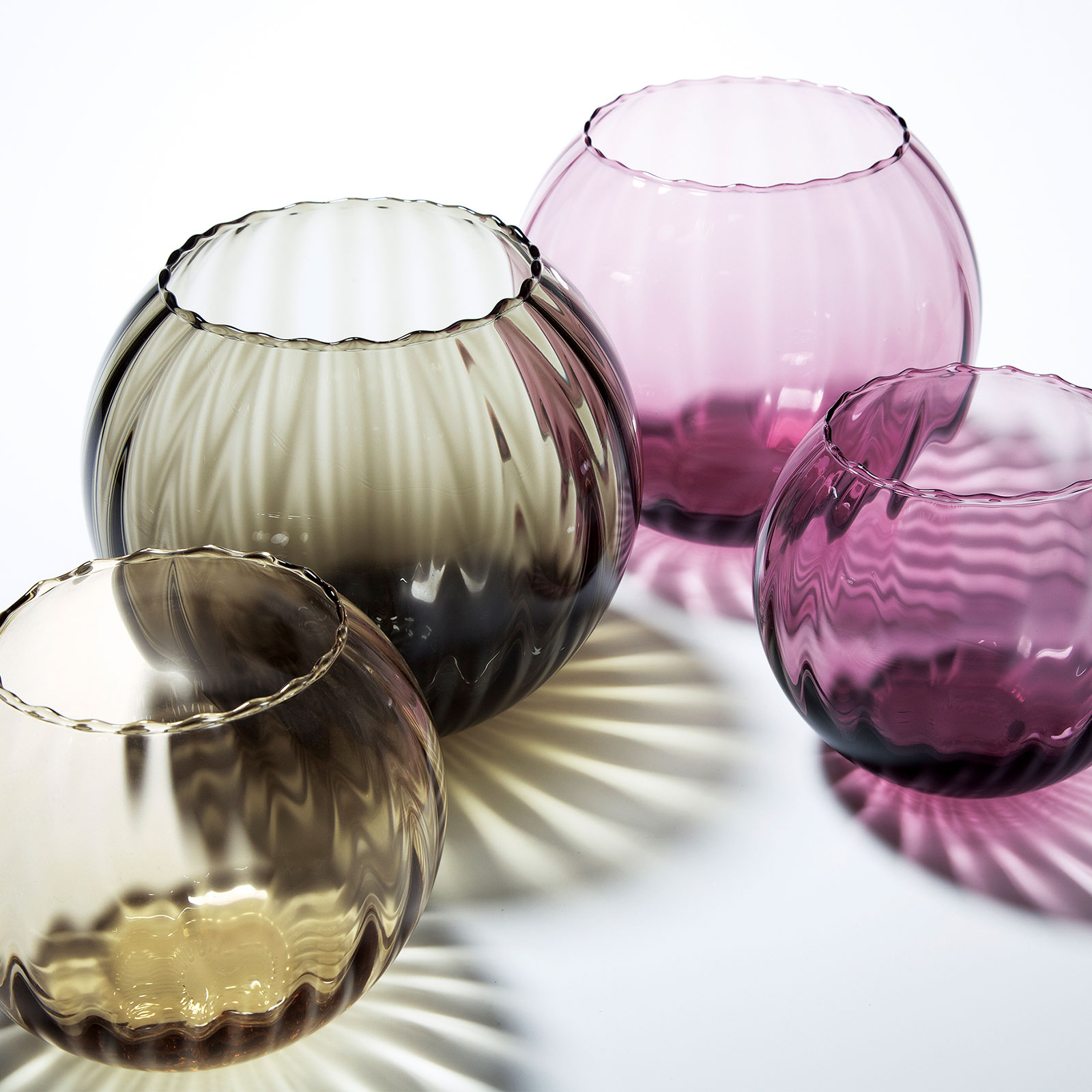 パフ：モールボール花器 (M) | 花器 | Sghr