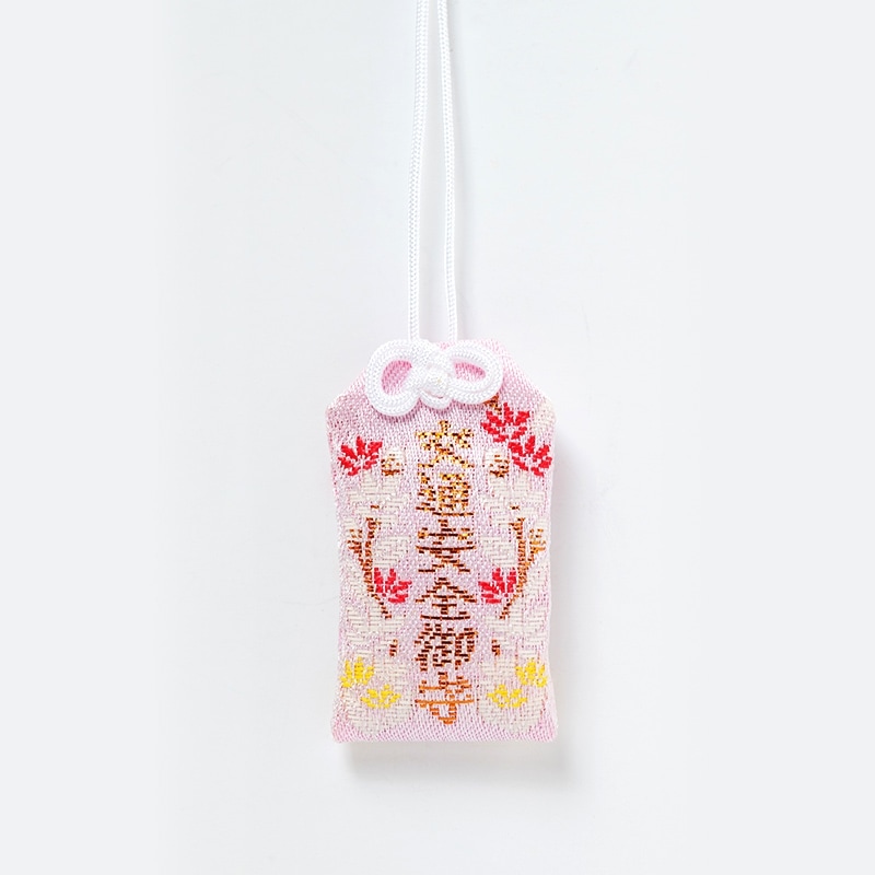 交通安全 蛍光お守り(ピンク) 肌守りタイプ｜白崎八幡宮