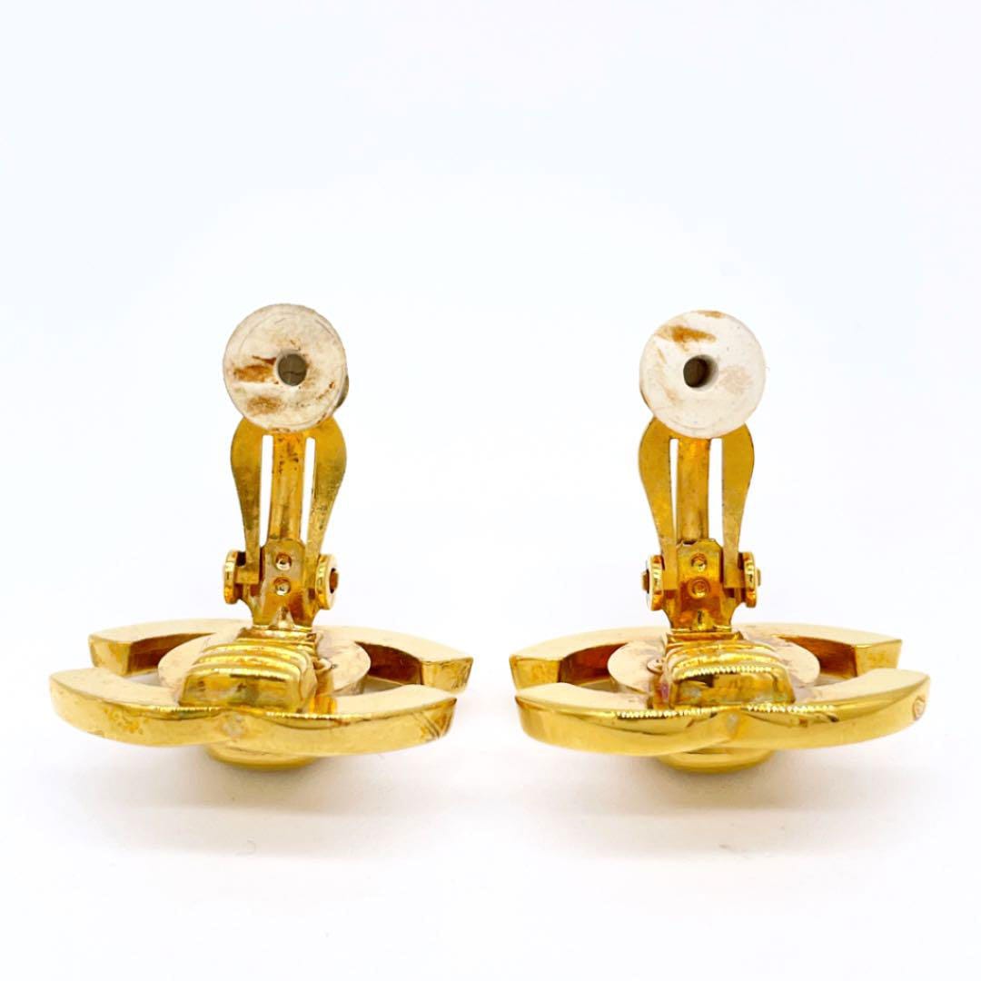 CHANEL シャネル イヤリング ターンロック ココマーク ゴールド 96P