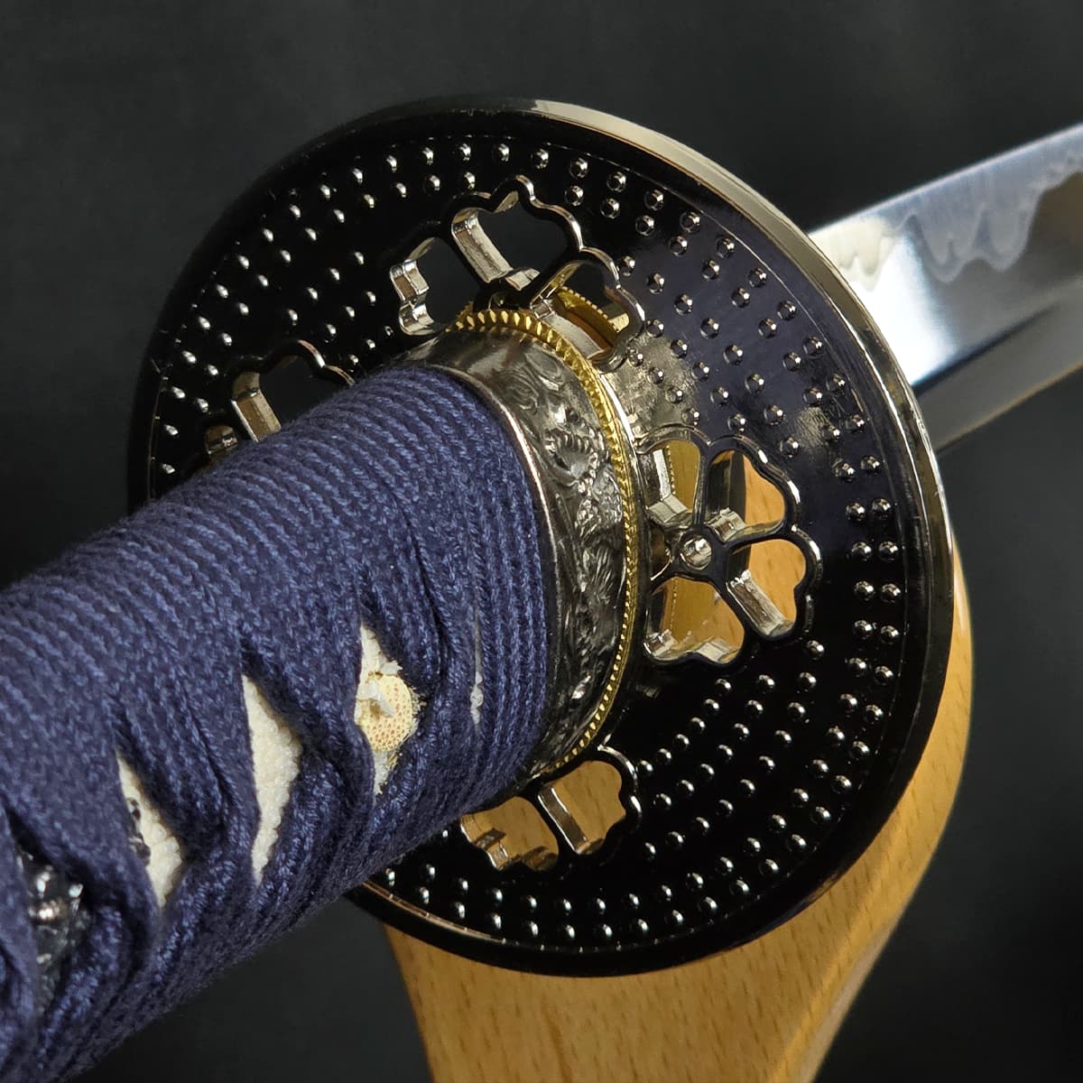 即納品 山姥切長義 長船長義作 亜鉛合金刀身 刀袋付 高級模造刀