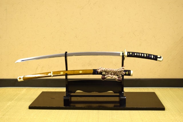 陣太刀 武田信玄太刀拵え 来國長 中級模造刀仕様｜【公式】模造刀