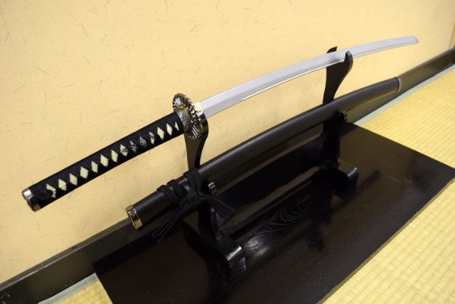 竹光刀 黒石目 大刀 樋入 シルバー塗｜【公式】模造刀・居合刀の専門店