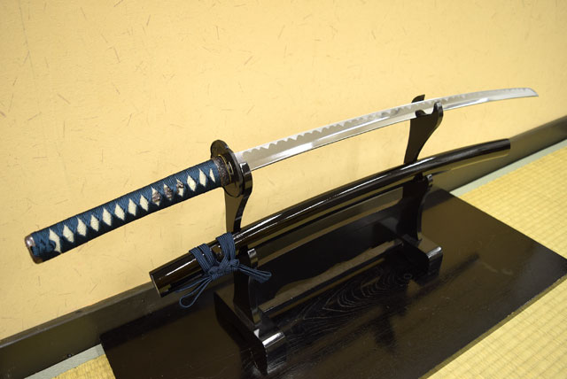 孫六兼元 三本杉刃文 中級仕様 模造刀｜【公式】模造刀・居合刀の専門