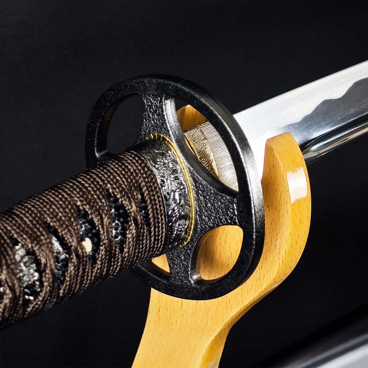 斎藤一拵え 鬼神丸国重 丸十鍔 模造刀｜【公式】模造刀・居合刀の専門