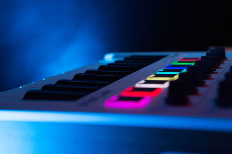 Review: Arturia MiniLab Mk II MIDI controller keyboard - Making Music