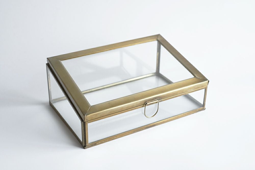 かわいい真鍮とガラスのショーケース おしゃれなインテリア雑貨屋MALTO