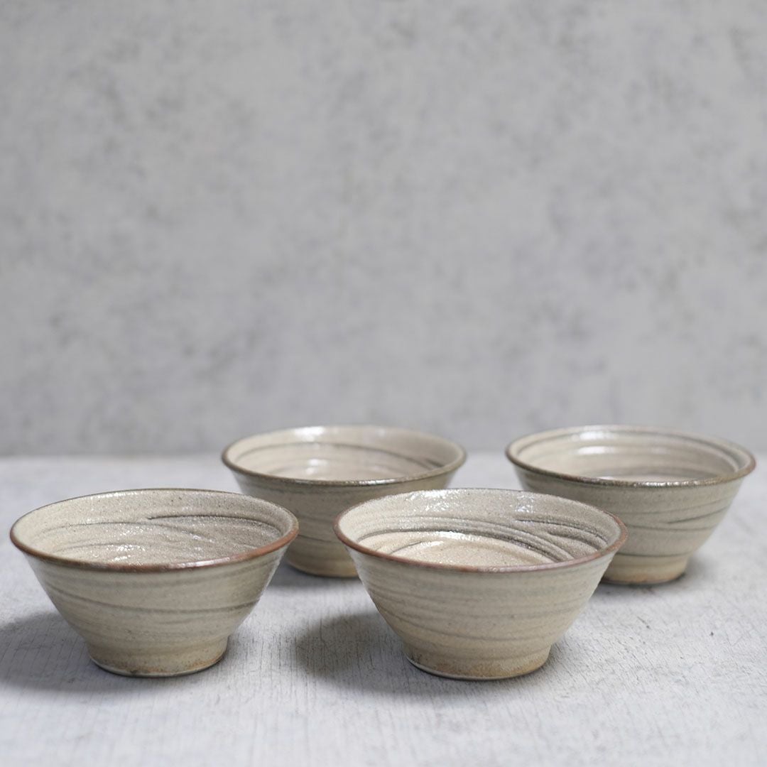 やちむん 沖縄 宮城正享 4寸マカイ 白 飯椀 茶碗 読谷村北窯 登り窯 の