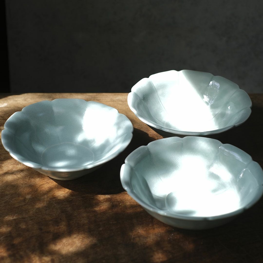 岡泰造 トルコ青釉 中鉢 瀬戸焼 和食器 フラワーリムボウル の通販