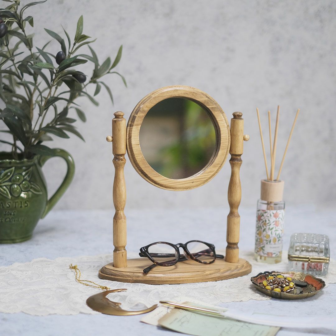 センスのよい真鍮製の卓上ミラーを販売〈通販インテリアショップMALTO