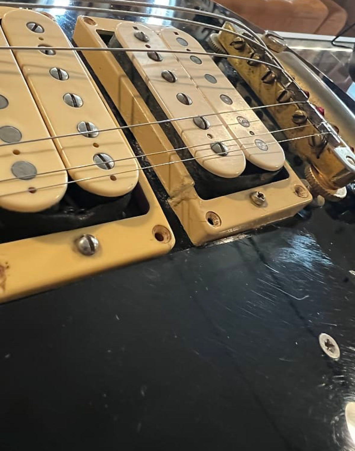 Buy Gibson 1976 Les Paul Custom Lefty - Best Electric Guitars