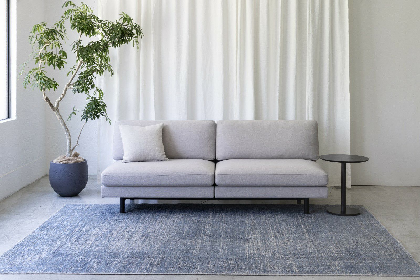 HIROSHIMAアームレススリーシーターソファ | 【公式】マルニ木工