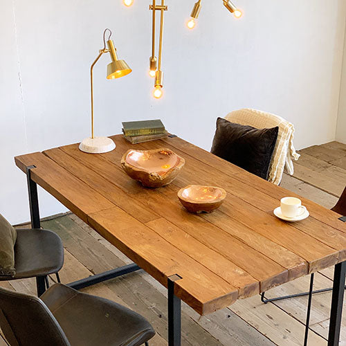 世界にひとつのビンテージ素材を求めて。 / d-Bodhi CELEBES