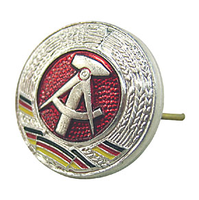 東ドイツ NVA(人民軍) 帽章 コカルデ(国家章)/ 兵/下士官 /シルバー