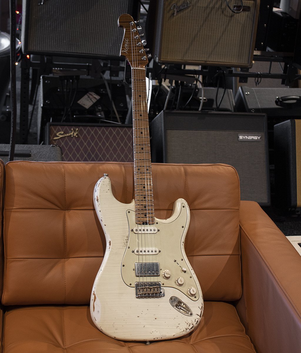Iconic Guitars Vintage Modern Strat Olympic White Electric Guitar