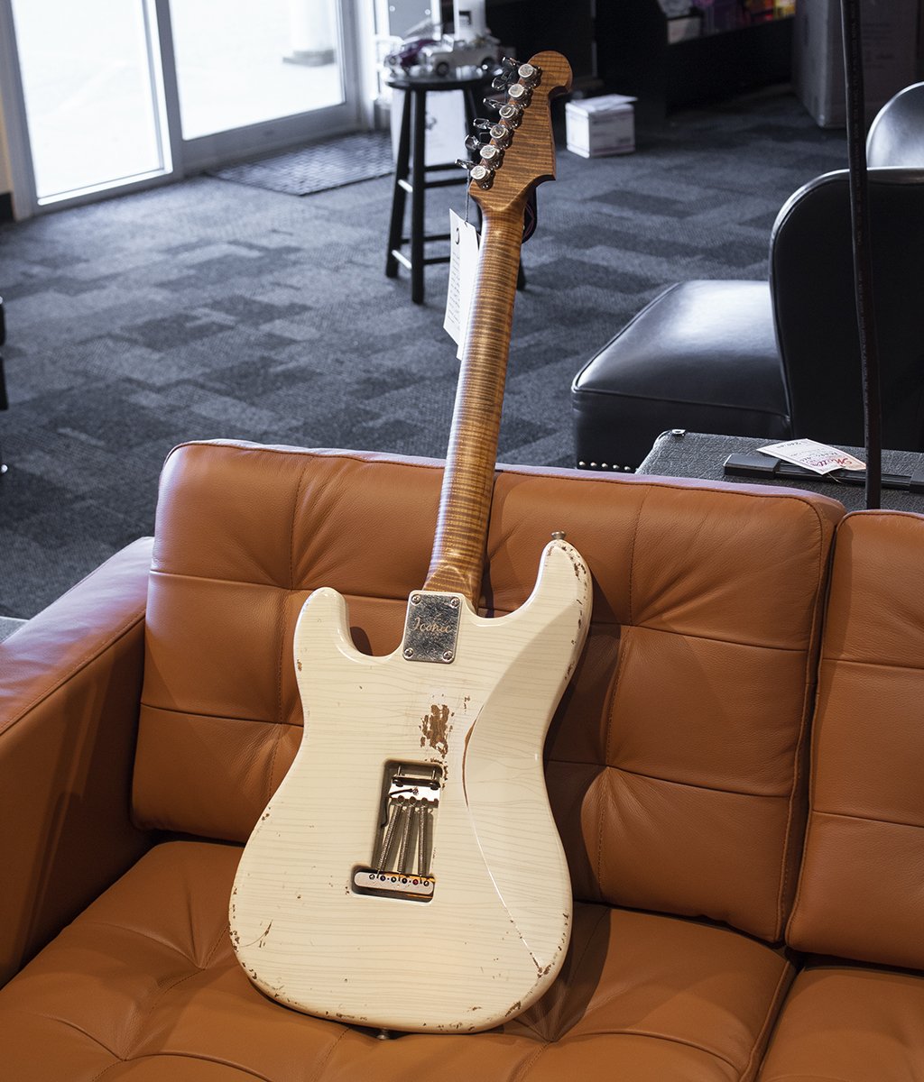 Iconic Guitars Vintage Modern Strat Olympic White Electric Guitar