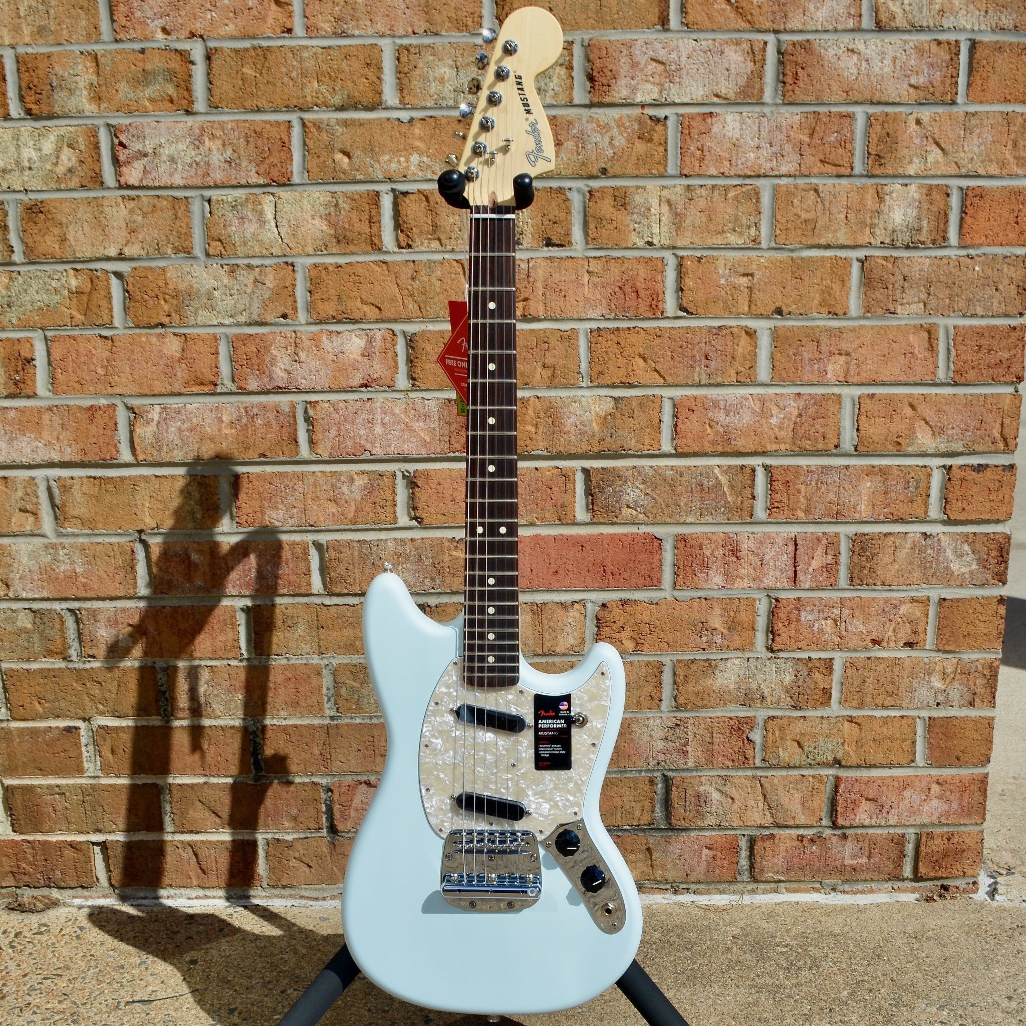 Fender American Performer Mustang, Rosewood Fingerboard, Sonic
