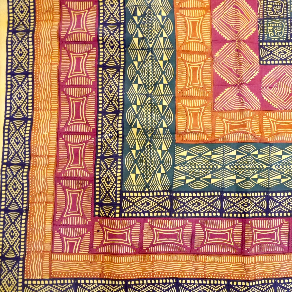 ジンバブエ・フラワーバティック （象とショナ文様） ZB-01 | MBIRA