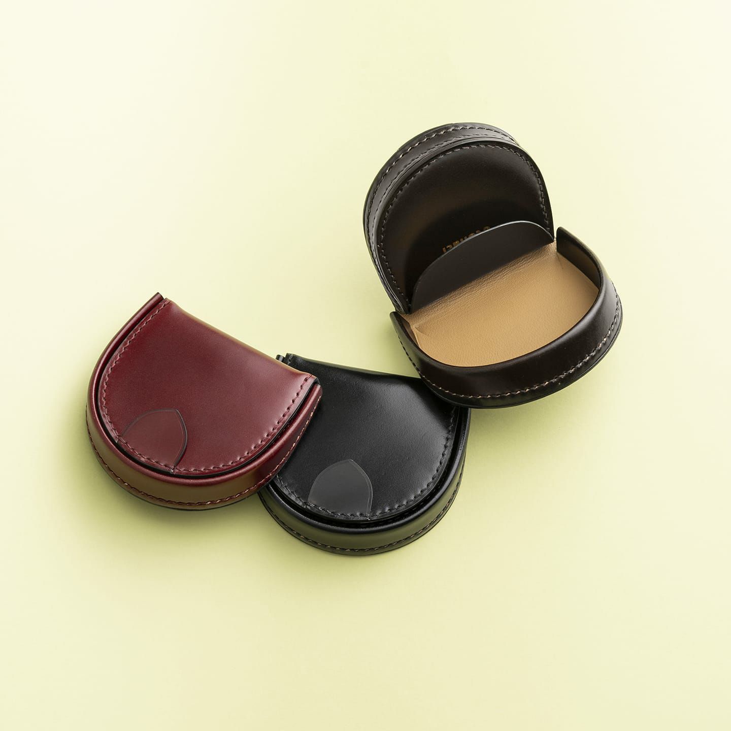 アニリン染めコードバン 馬蹄型コインケース | 大人のバッグ・財布