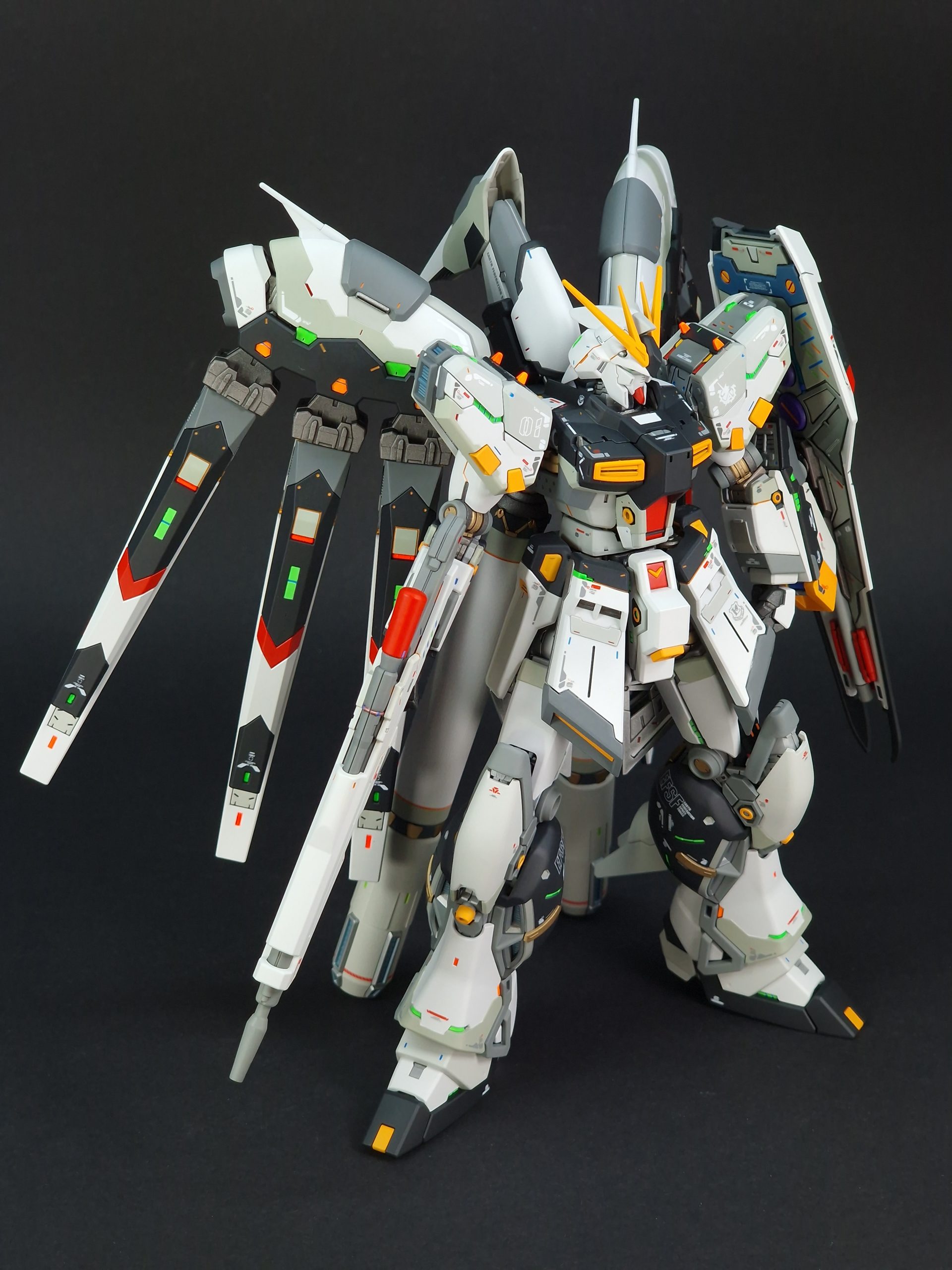 RX-93-v2 Hi-v Gundam – MechaWorks Studio