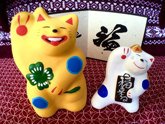 黄色い大猫と福来るねこ - 由布市、工房 輪葉葉の写真 - トリップ