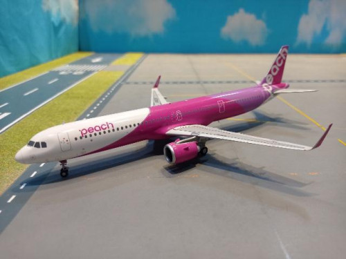 JCWing EW221N015 1:200 Peach A321NEO JA902P [Width 17.5 Length 22