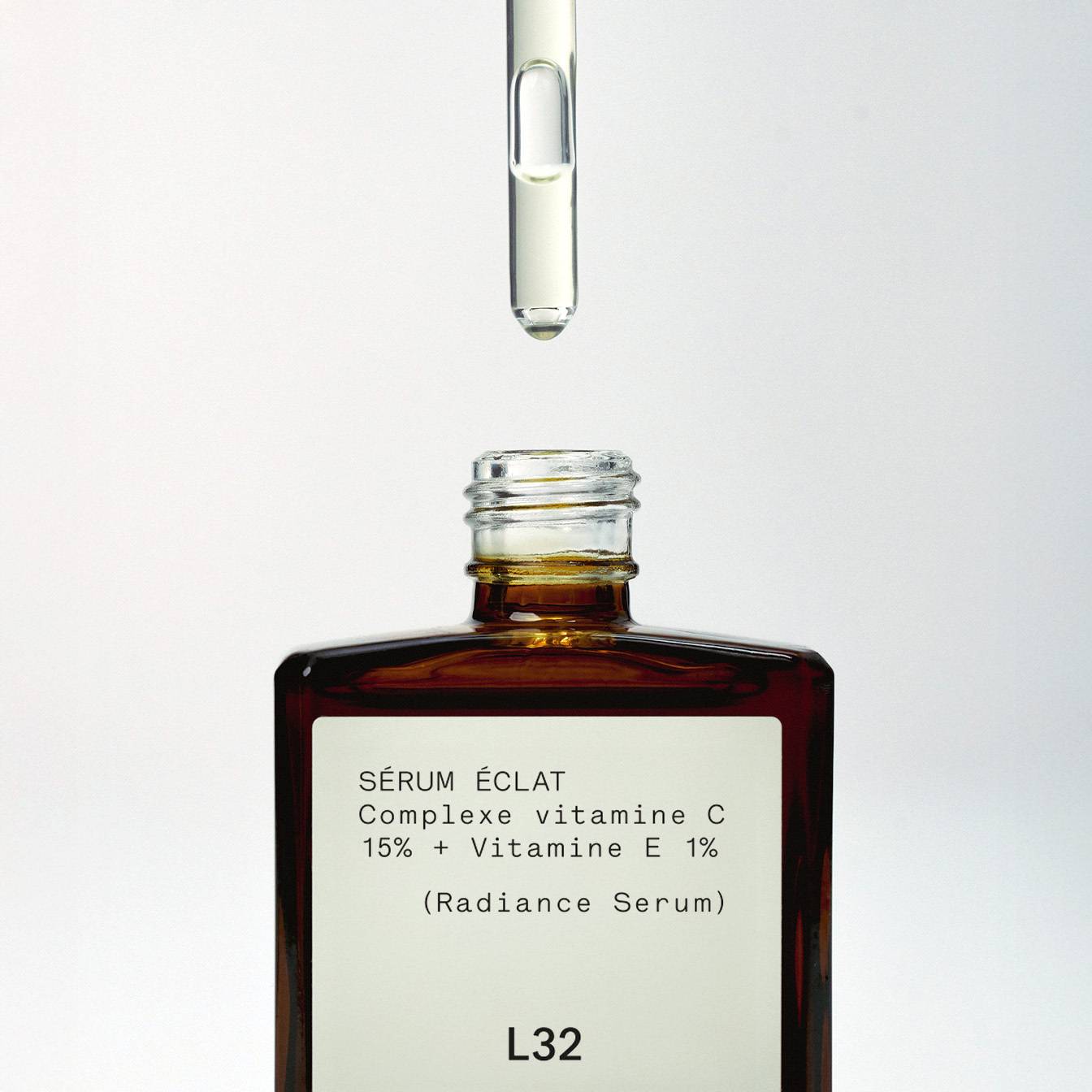 ラディアンスセラム ビタミンC誘導体 15% + ビタミンE 1% Paris — Typology