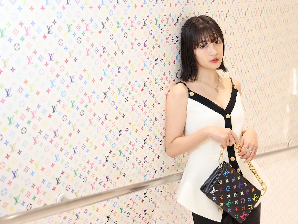 広瀬すずが「LOUIS VUITTON × MURAKAMI ポップアップストア」に来場